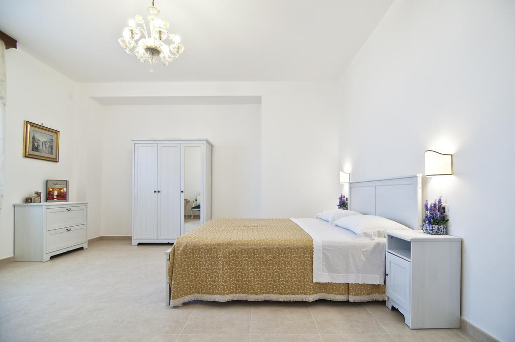 Home Holiday Salento La Scisa อเลซซาโน ภายนอก รูปภาพ